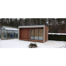 Gatava moduļu pirts 3 x 5.5m ar parapeta jumtu un termokoka apdari